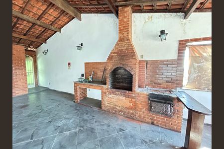 Casa de condomínio para alugar com 239m², 3 quartos e 1 vagaChurrasqueira