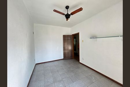 Casa de condomínio para alugar com 239m², 3 quartos e 1 vagaQuarto 2