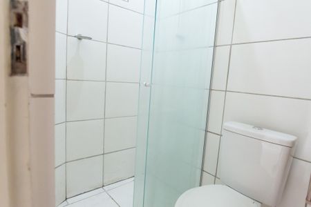 Banheiro Social de kitnet/studio para alugar com 1 quarto, 20m² em Havaí, Belo Horizonte