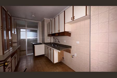 Apartamento para alugar com 110m², 2 quartos e 2 vagasCozinha