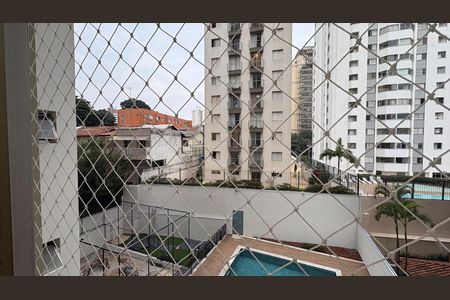 Apartamento para alugar com 110m², 2 quartos e 2 vagasVista da Suíte  