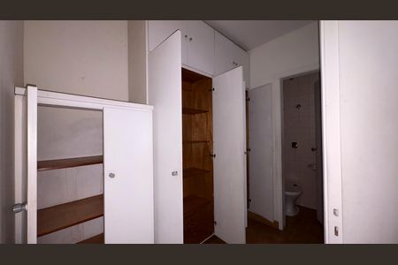 Apartamento para alugar com 110m², 2 quartos e 2 vagasQuarto de serviço