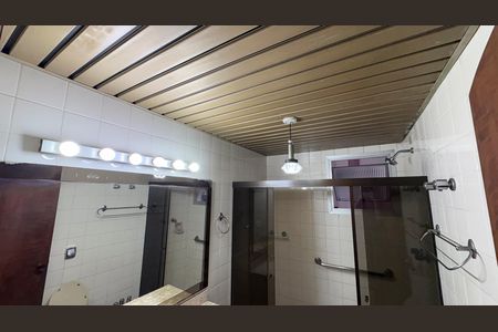 Apartamento para alugar com 110m², 2 quartos e 2 vagasBanheiro 