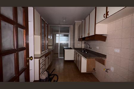 Apartamento para alugar com 110m², 2 quartos e 2 vagasCozinha