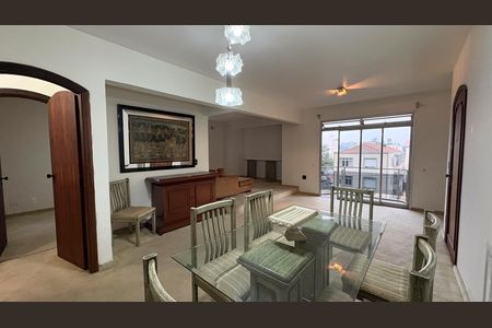 Apartamento para alugar com 110m², 2 quartos e 2 vagasSala