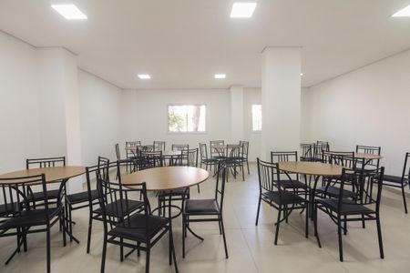 Apartamento para alugar com 50m², 2 quartos e 1 vaga Apartamento para alugar com 50m², 2 quartos e 1 vagaCondomínio - Salão de Festas