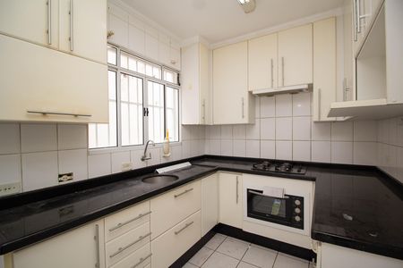 Cozinha de casa de condomínio à venda com 2 quartos, 100m² em Vila Nina, São Paulo