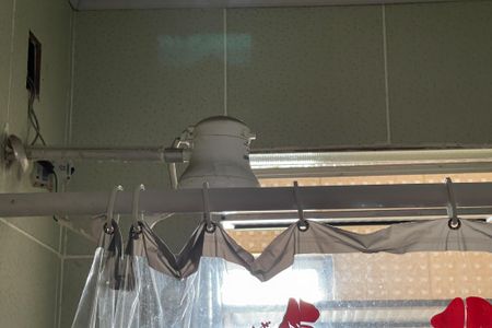 Casa para alugar com 50m², 2 quartos e sem vagaBanheiro