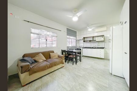 Sala de casa para alugar com 1 quarto, 32m² em Bela Vista, Osasco