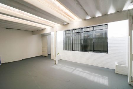 Casa para alugar com 165m², 4 quartos e 2 vagas