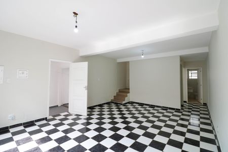 Casa para alugar com 165m², 4 quartos e 2 vagas