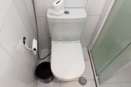 Banheiro da Suíte de apartamento para alugar com 1 quarto, 55m² em Ponta da Praia, Santos