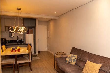 Sala de apartamento à venda com 2 quartos, 64m² em Jardim Caravelas, São Paulo