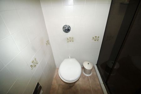 Casa à venda com 196m², 6 quartos e 2 vagasCasa 1 - Banheiro