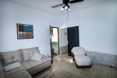 Casa 1 - Sala de casa à venda com 6 quartos, 196m² em Penha, Rio de Janeiro