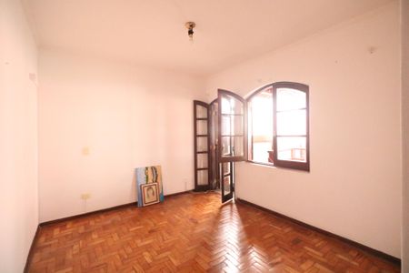 Casa para alugar com 252m², 4 quartos e 4 vagasSuíte 2