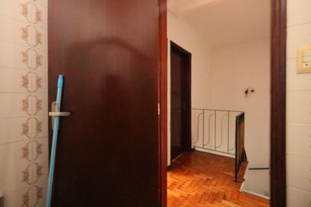 Casa para alugar com 252m², 4 quartos e 4 vagasBanheiro