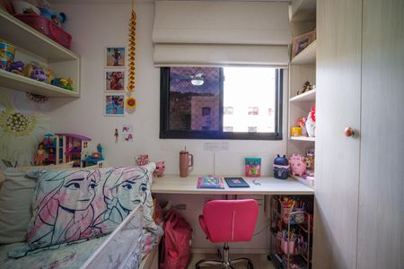 Apartamento à venda com 66m², 3 quartos e 1 vagaQuarto 2