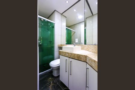 Apartamento à venda com 52m², 2 quartos e 1 vaga Apartamento à venda com 52m², 2 quartos e 1 vagaBanheiro Social