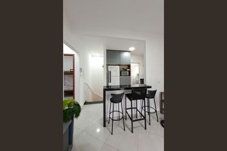 Casa de condomínio para alugar com 66m², 2 quartos e 1 vagaCozinha