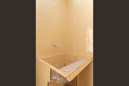 Casa à venda com 314m², 2 quartos e 1 vagaÁrea de Serviço