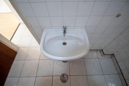 Banheiro Social de apartamento à venda com 1 quarto, 37m² em Vila Lidia, Campinas