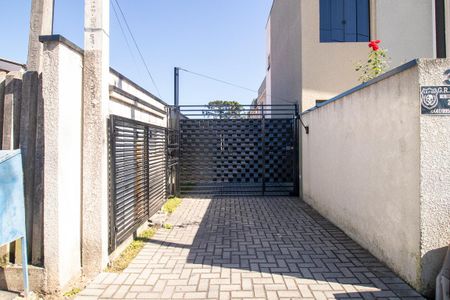 Fachada de casa de condomínio à venda com 2 quartos, 46m² em Alto Boqueirão, Curitiba