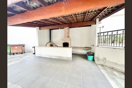 Apartamento à venda com 78m², 3 quartos e 2 vagas Apartamento à venda com 78m², 3 quartos e 2 vagasÁrea comum - Churrasqueira