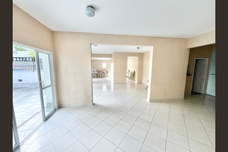 Apartamento à venda com 78m², 3 quartos e 2 vagas Apartamento à venda com 78m², 3 quartos e 2 vagasÁrea comum - Salão de festas
