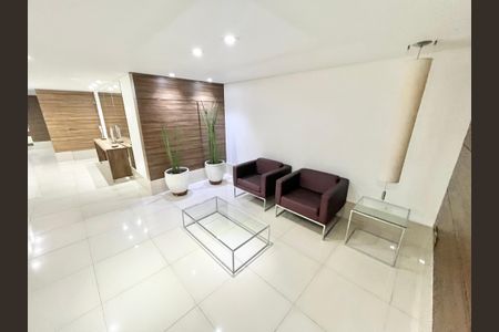 Apartamento à venda com 78m², 3 quartos e 2 vagas Apartamento à venda com 78m², 3 quartos e 2 vagasHall de entrada