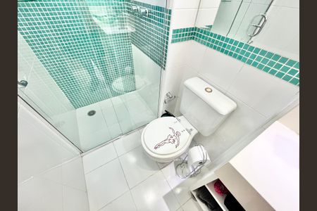 Apartamento à venda com 78m², 3 quartos e 2 vagas Apartamento à venda com 78m², 3 quartos e 2 vagasBanheiro social