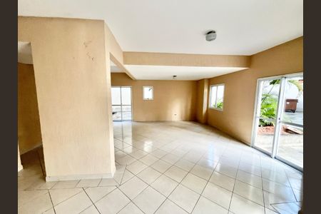 Apartamento à venda com 78m², 3 quartos e 2 vagas Apartamento à venda com 78m², 3 quartos e 2 vagasÁrea comum - Salão de festas