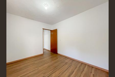 Quarto  de casa para alugar com 2 quartos, 214m² em Umuarama, Osasco