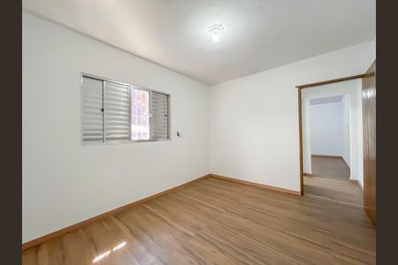 Quarto  de casa para alugar com 2 quartos, 214m² em Umuarama, Osasco