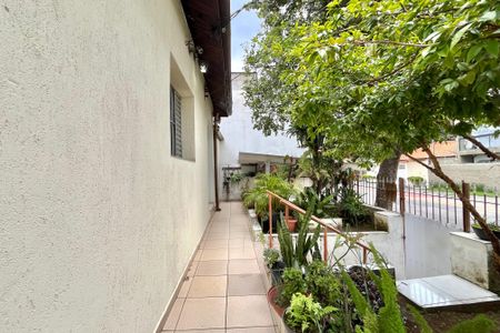 Casa à venda com 105m², 2 quartos e 1 vagaÁrea externa