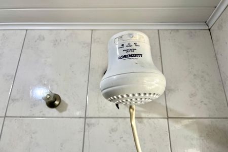 Casa à venda com 105m², 2 quartos e 1 vagaBanheiro