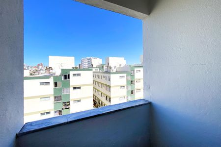 Varanda da Sala de apartamento à venda com 3 quartos, 60m² em Bairro da Glória, Contagem
