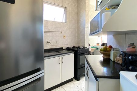 Cozinha de apartamento à venda com 3 quartos, 60m² em Bairro da Glória, Contagem