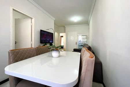 Sala de apartamento à venda com 3 quartos, 60m² em Bairro da Glória, Contagem