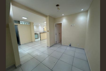 Sala de casa para alugar com 4 quartos, 320m² em Piedade, Rio de Janeiro