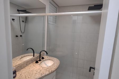 Apartamento à venda com 78m², 2 quartos e 2 vagasBanheiro social