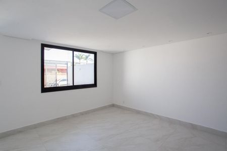 Casa à venda com 95m², 3 quartos e 1 vagaSala