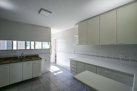 Apartamento à venda com 139m², 3 quartos e 2 vagasCozinha