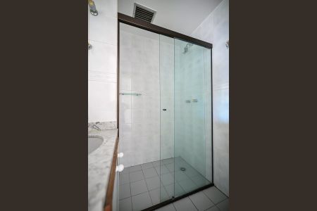 Apartamento à venda com 139m², 3 quartos e 2 vagasBanheiro Suíte 1