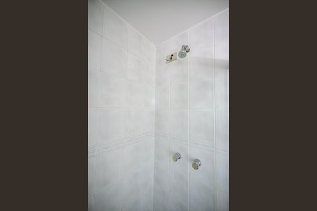 Apartamento à venda com 139m², 3 quartos e 2 vagasChuveiro do Banheiro da Suíte 1