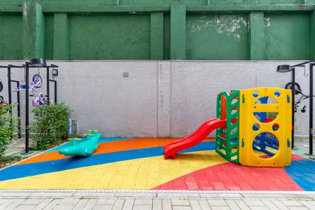 Apartamento para alugar com 38m², 2 quartos e sem vaga Apartamento para alugar com 38m², 2 quartos e sem vagaPlayground