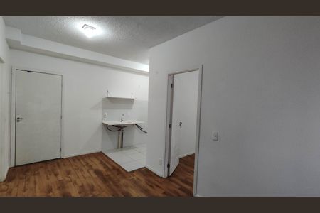 Sala de apartamento para alugar com 2 quartos, 42m² em Vila São Paulo, Ferraz de Vasconcelos
