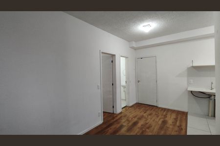 Sala de apartamento para alugar com 2 quartos, 42m² em Vila São Paulo, Ferraz de Vasconcelos