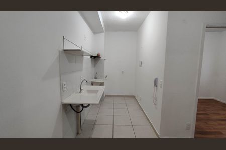 Apartamento para alugar com 42m², 2 quartos e 1 vaga Apartamento para alugar com 42m², 2 quartos e 1 vagaCozinha e Área de Serviço