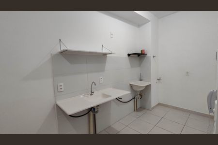 Apartamento para alugar com 42m², 2 quartos e 1 vaga Apartamento para alugar com 42m², 2 quartos e 1 vagaCozinha e Área de Serviço